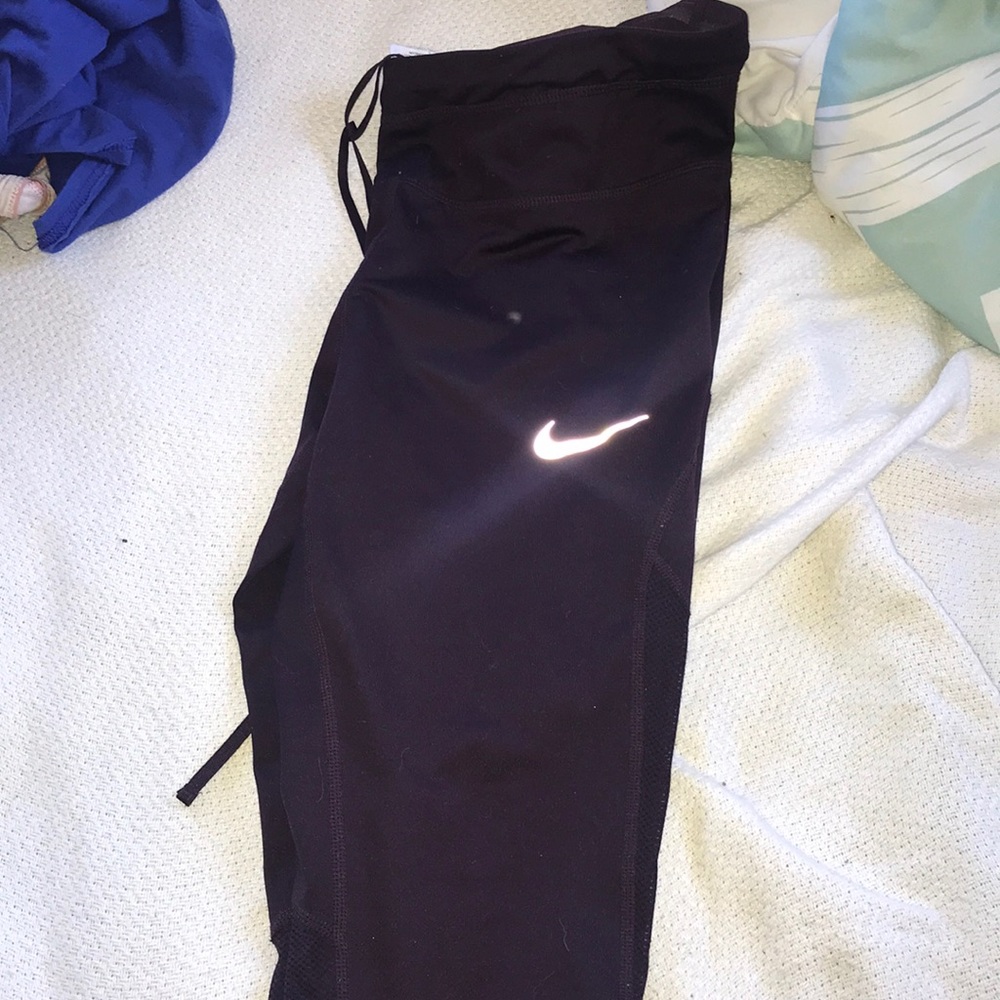 deep purple Capri leggings